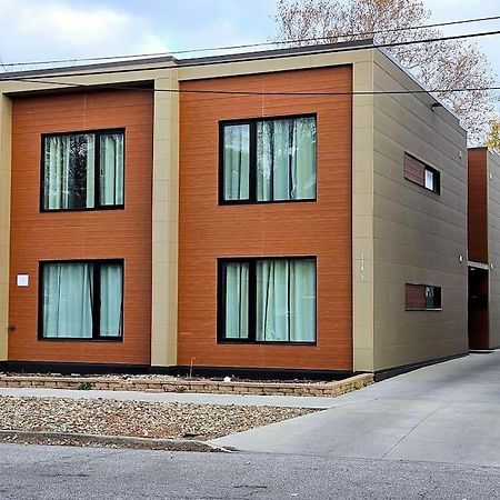 Kcm Mikros Smart Apartments 2 Cleveland Exterior photo